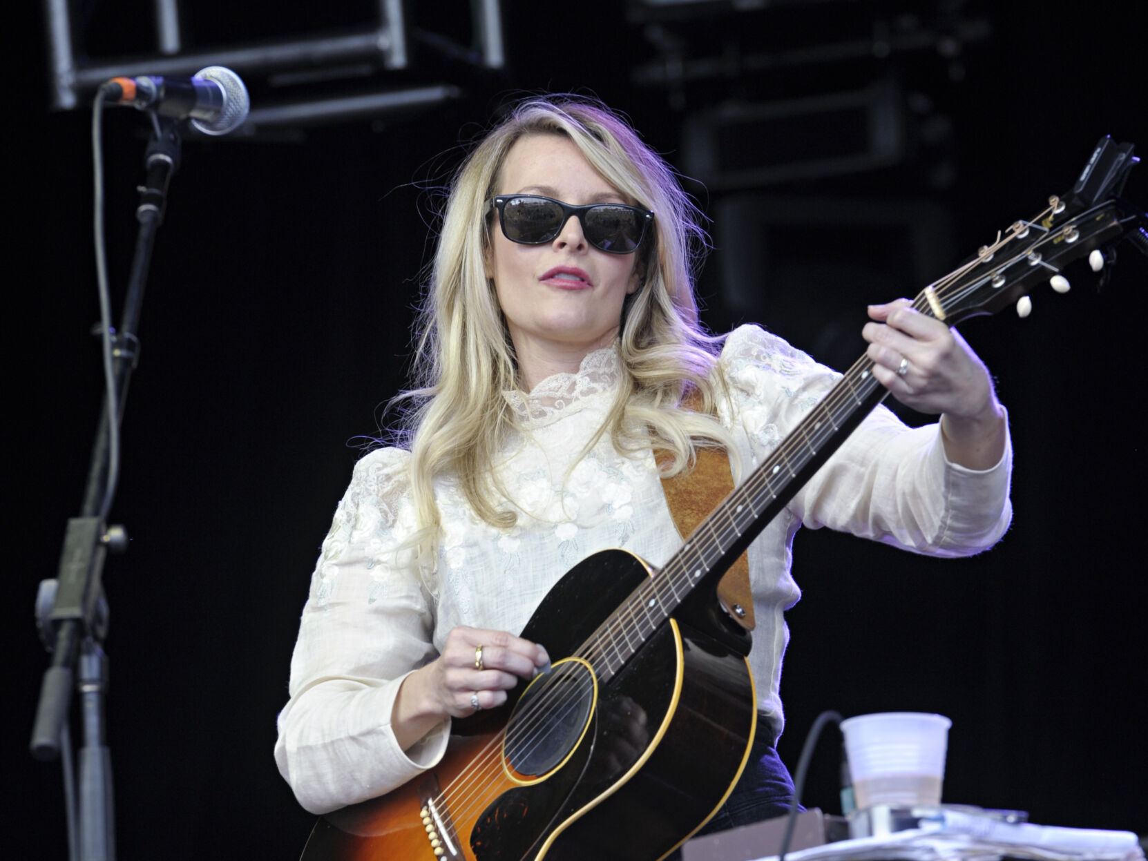Elizabeth Cook